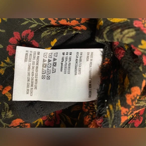 American Eagle Outfitters Black Floral Blouse - Picture 4 of 5